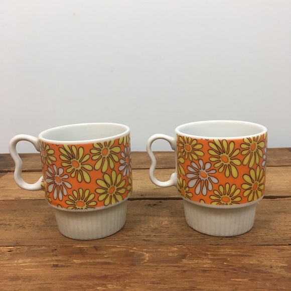 VTG 60's Daisy Stacking Coffee Mugs - Picture 5 of 8
